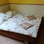 Szabo Pince Vendeghaz Appartement Balatonederics